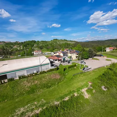 Patrik Bed and Breakfast 3*