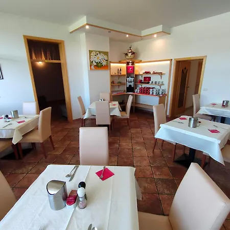 فندق مبيت وإفطار Patrik